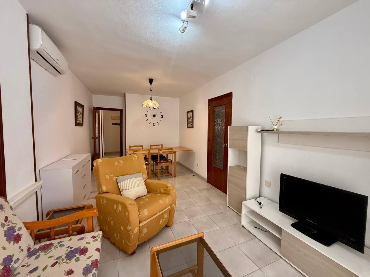 Apartment in Torrevieja — image 2