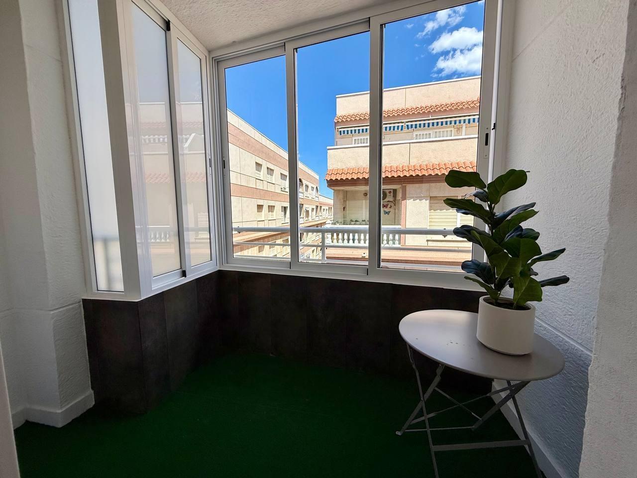 Apartment in Torrevieja — image 4