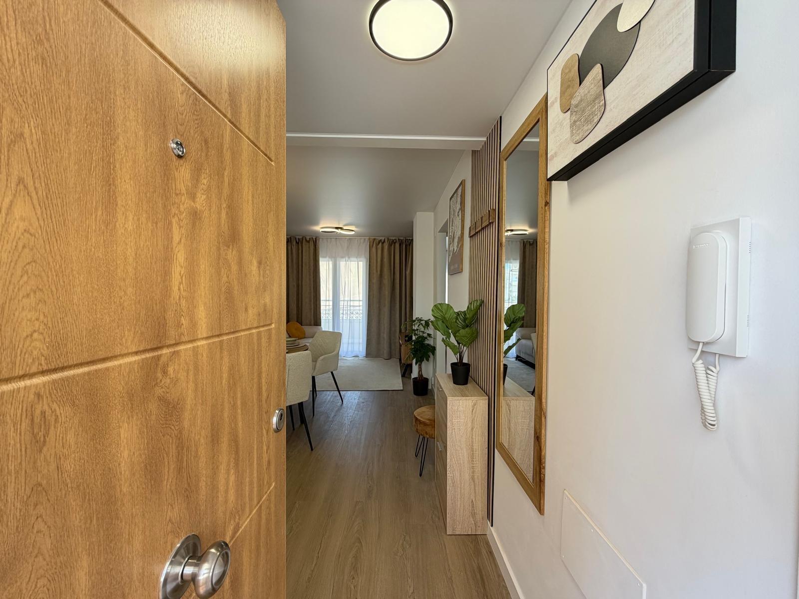 APARTAMENTO TOTALMENTE REFORMADO CON PISCINA EN NUEVA TORREVIEJA. 2 DORM. 1 BAÑO. CON SUPERFICIE DE 54 M2.  — image 3