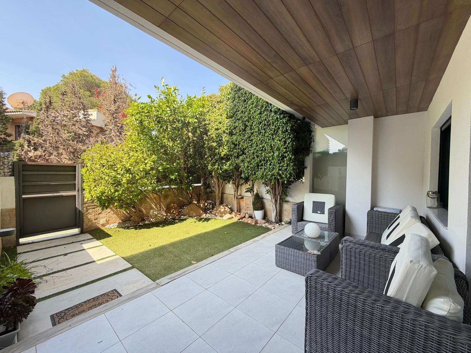 APARTAMENTO CON JARDÍN PRIVADO DE 30 M2 EN CAMPOAMOR. 3 DORM. 2 BAÑOS. CON PISCINA COMUN.SUPERFICIE DE 93 M2.   — image 3
