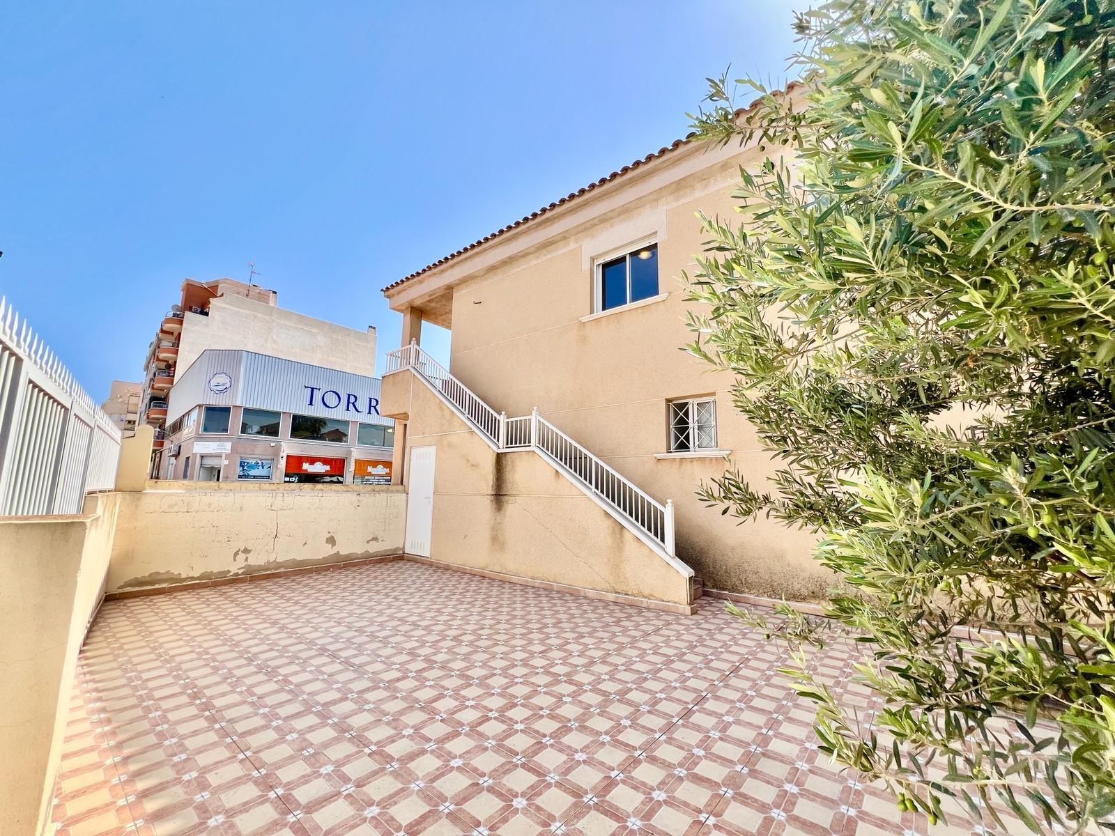 Bungalow in Torrevieja — image 1