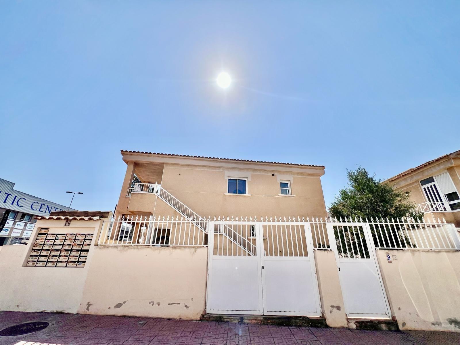 Bungalow in Torrevieja — image 3