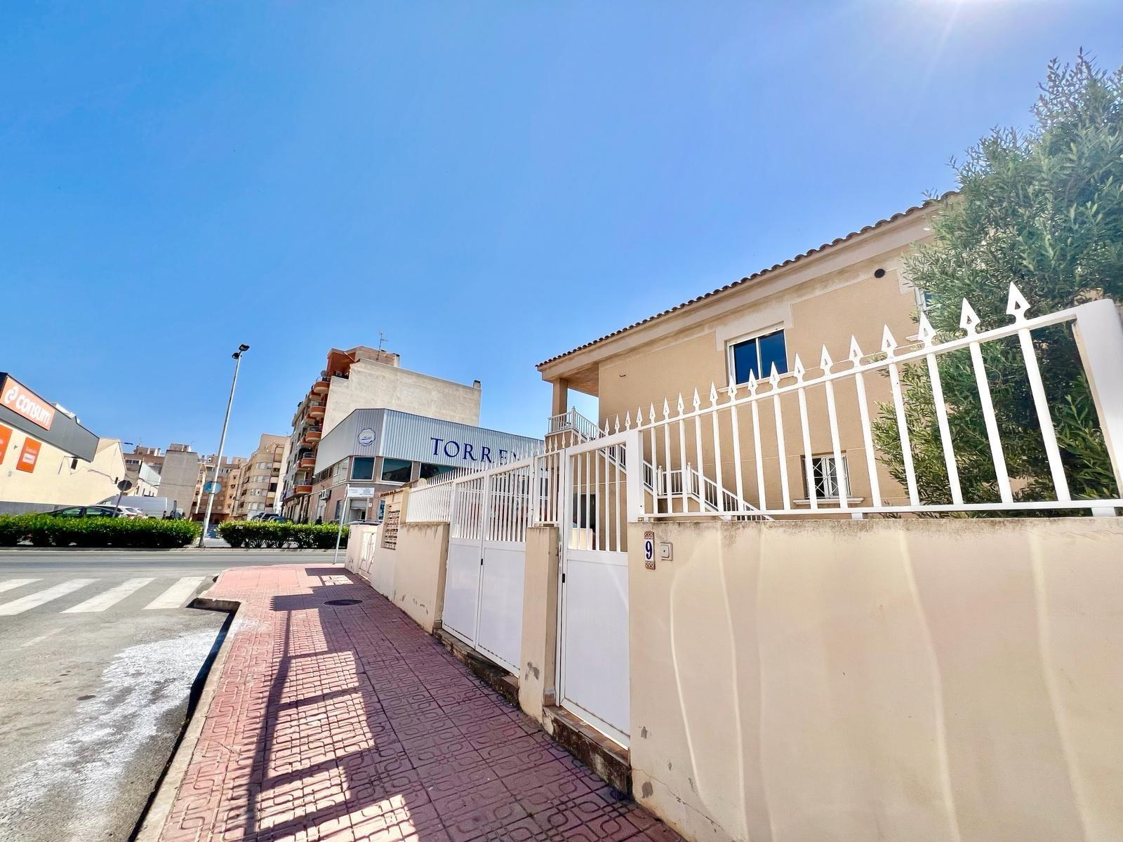 Bungalow in Torrevieja — image 4