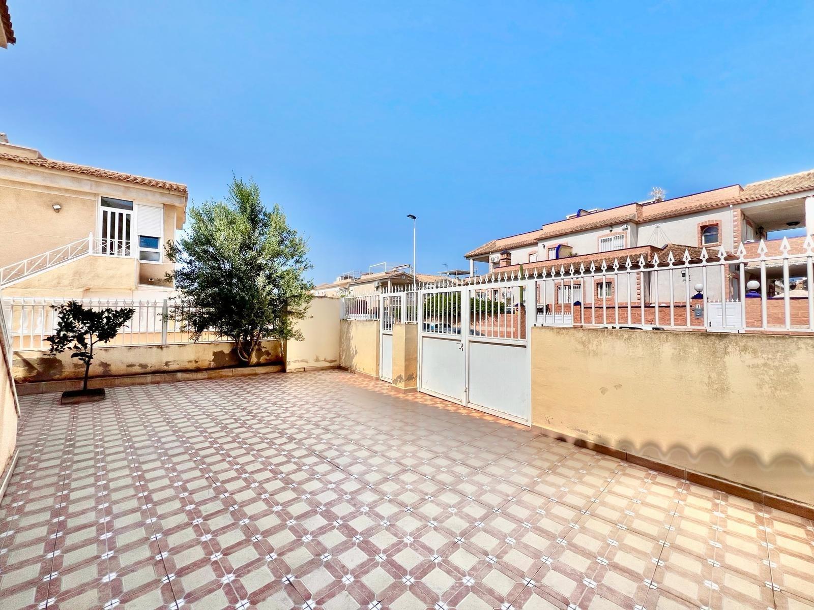 Bungalow in Torrevieja — image 5