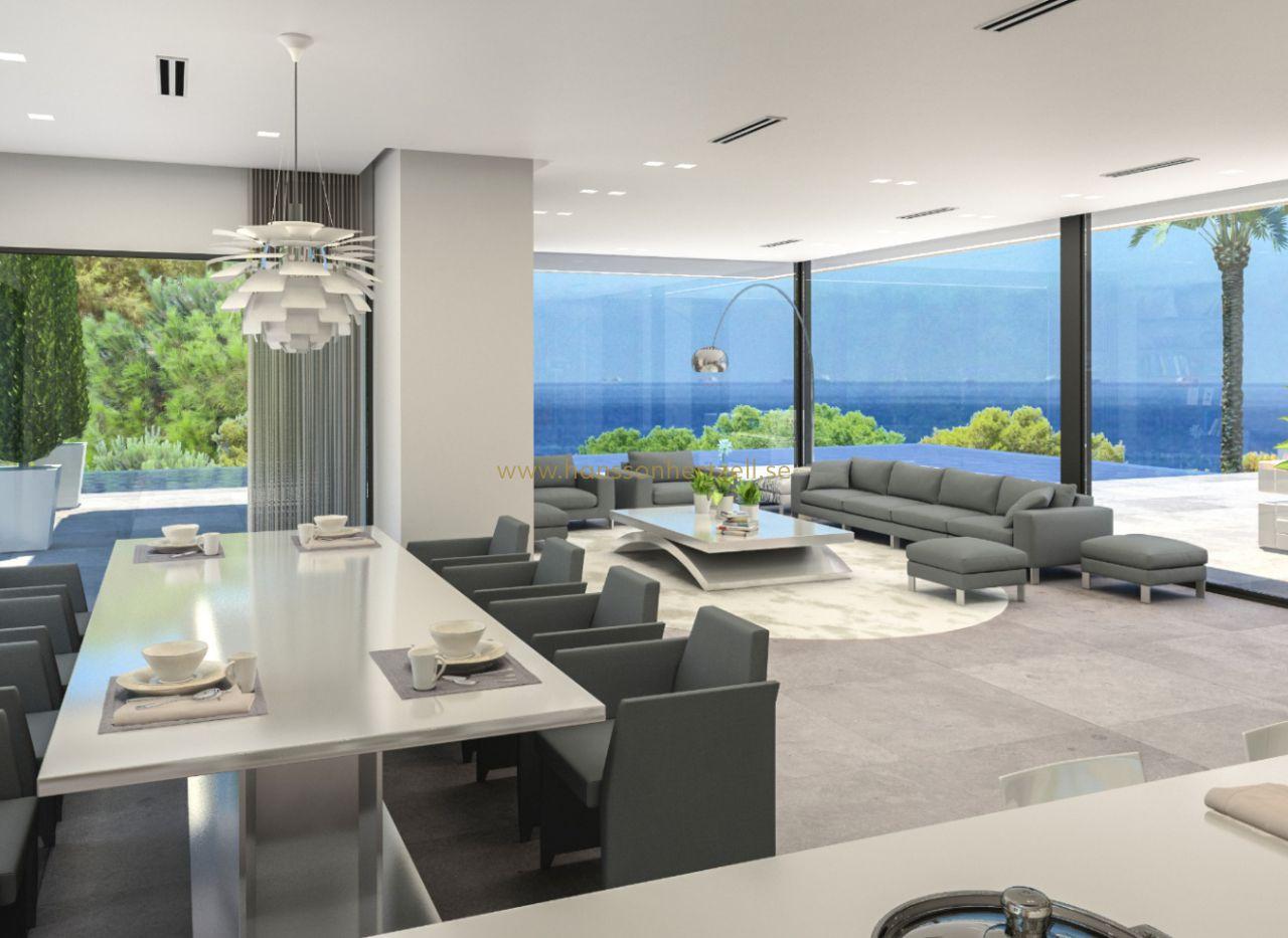 Spacious New Villa in Denia near the Beach — image 2