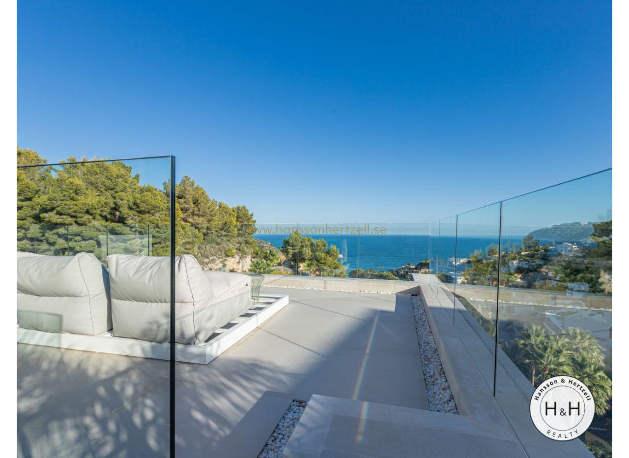 Villa in Porticholl, Javea — image 2
