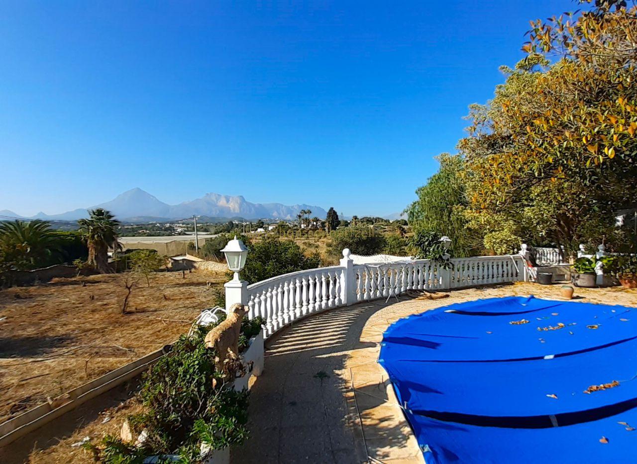 Chalet in Altea — image 3