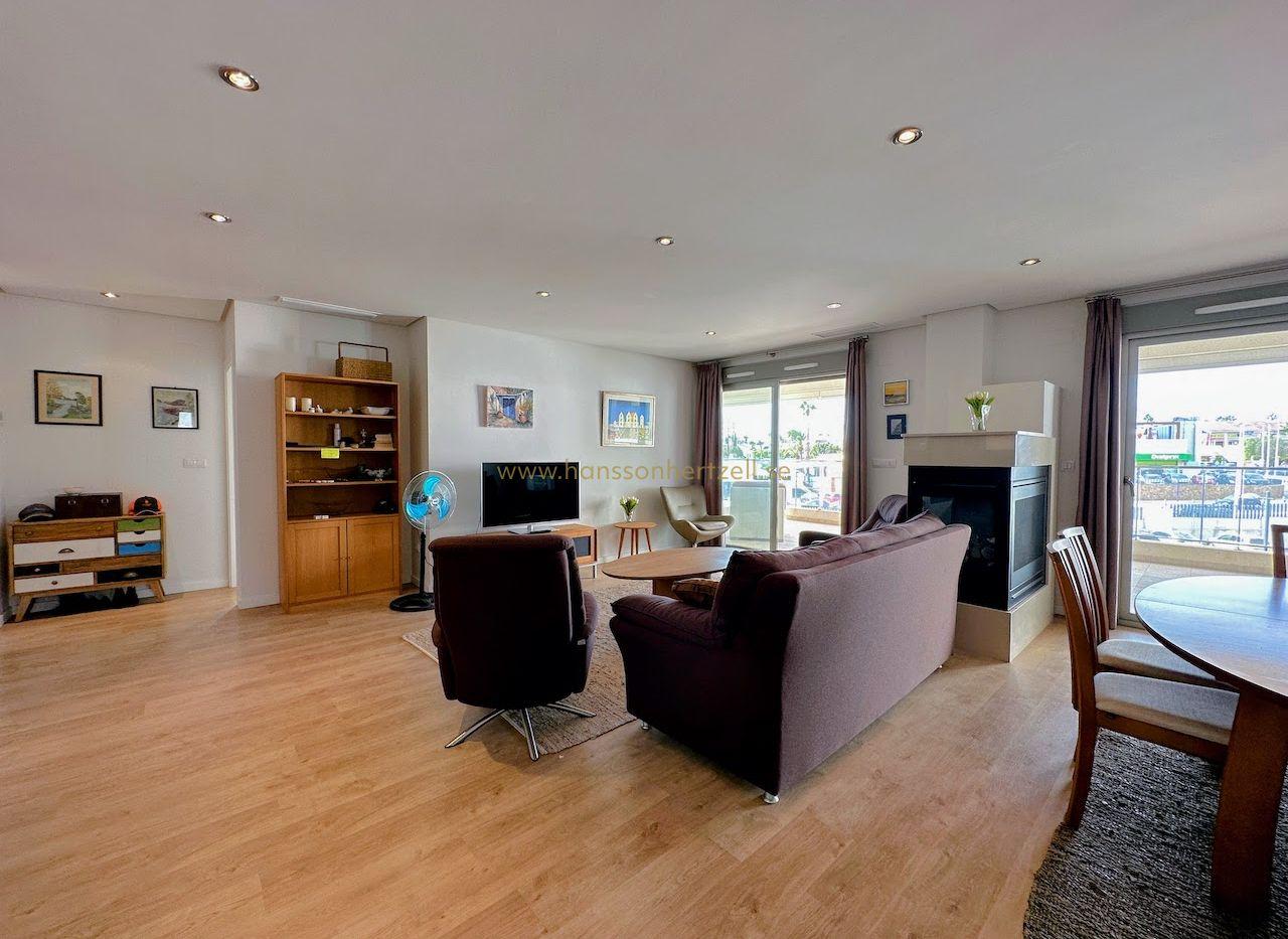 Stunning Apartment Near La Zenia Boulevard — image 2