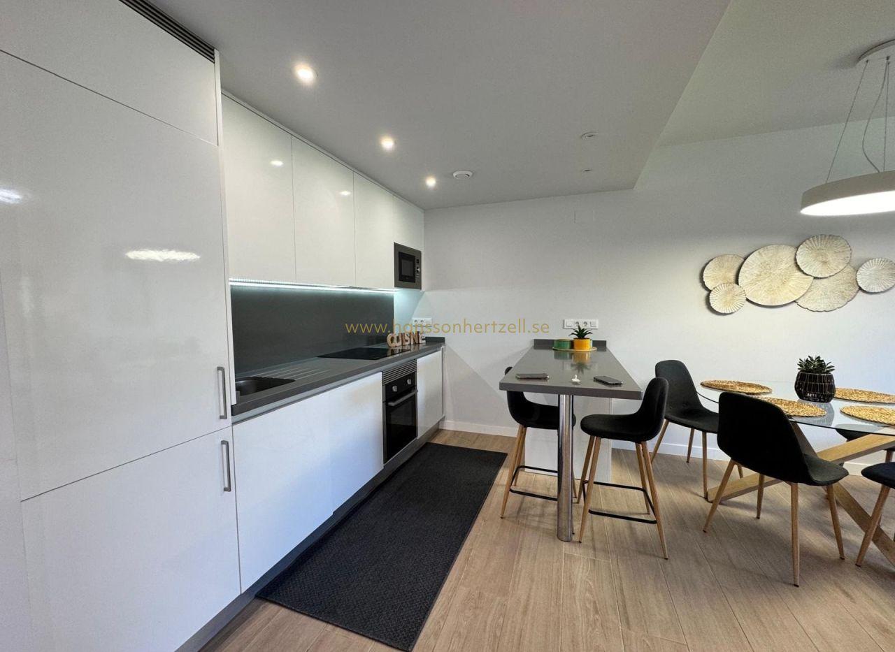 Modern Ground-Floor Apartment in Villamartín, Orihuela Costa – Pool, P — image 2