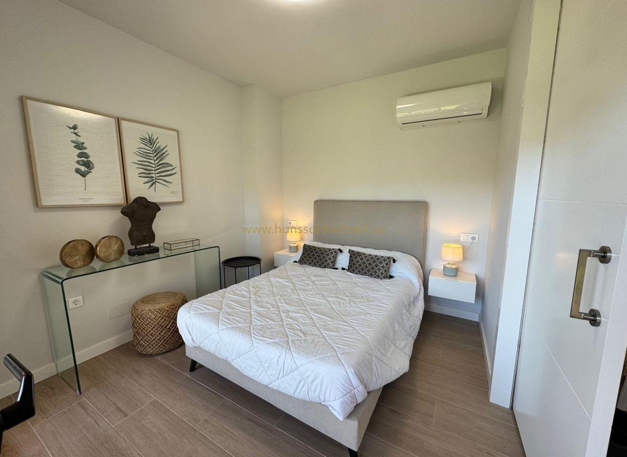 Modern Ground-Floor Apartment in Villamartín, Orihuela Costa – Pool, P — image 3