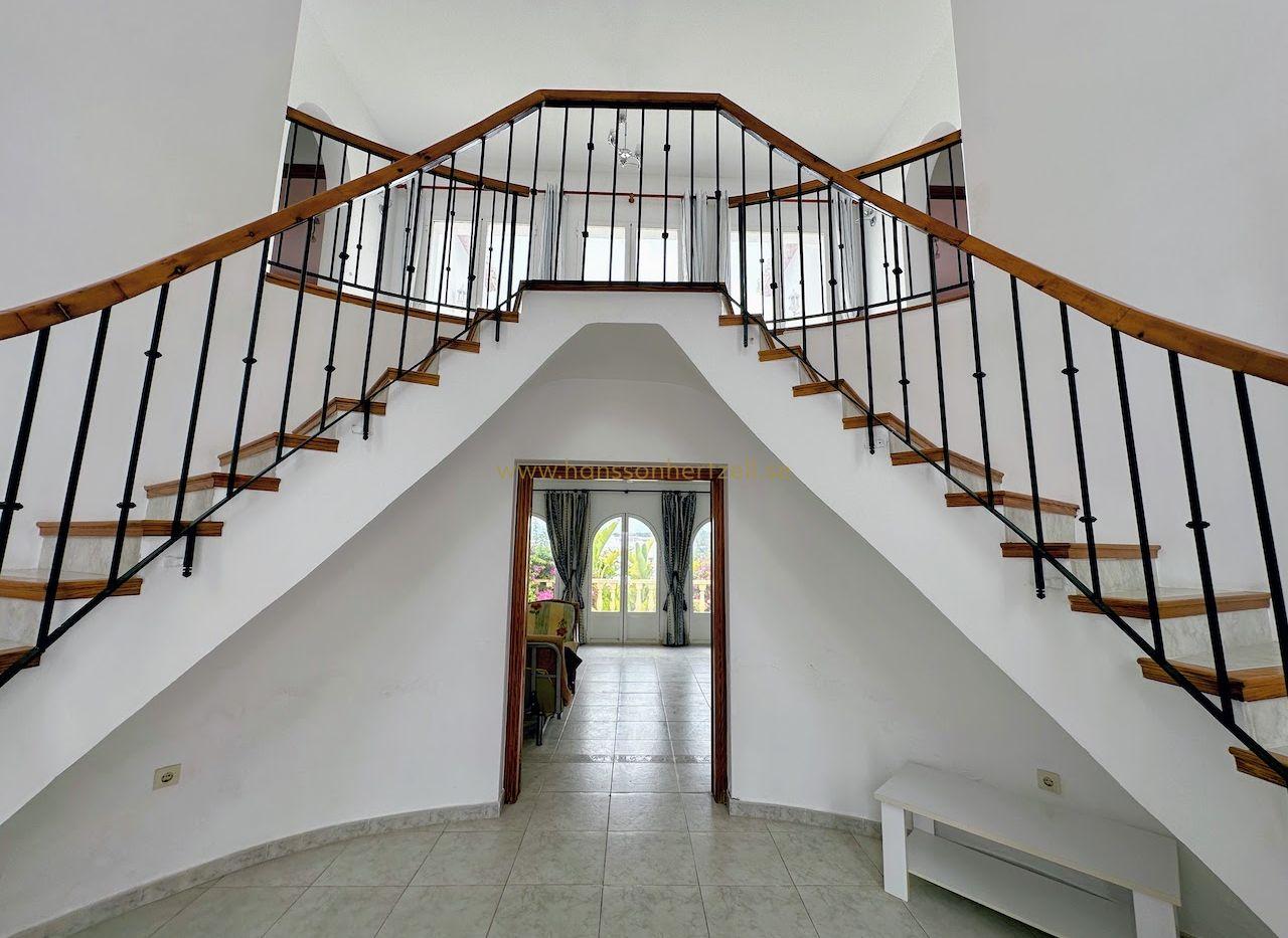 Villa for Renovation in Moraira – €1,250,000 | Hansson & Hertzell — image 2