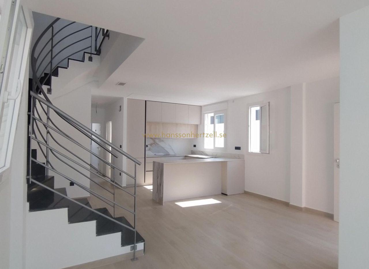 Detached Villa in Torrevieja | Private Pool – €639,900 — image 3