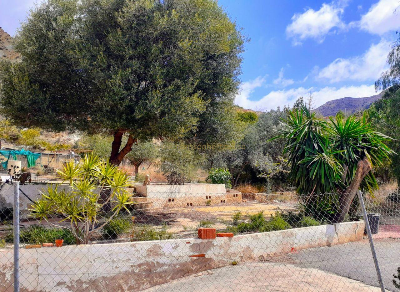 Gran villa y proyecto de negocio en Finestrat | 630 m² — image 3