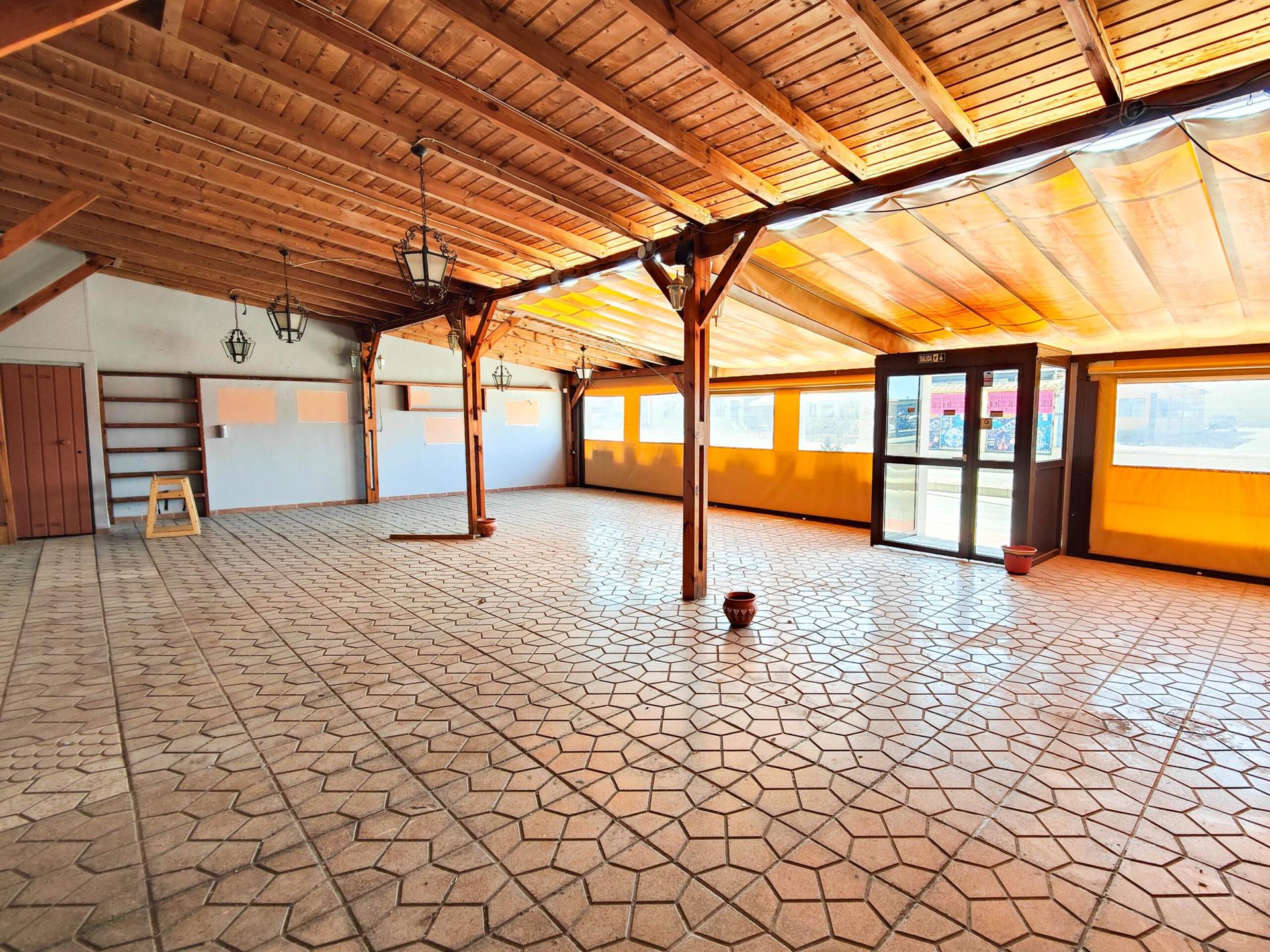 Commercial property in Torrevieja — image 3