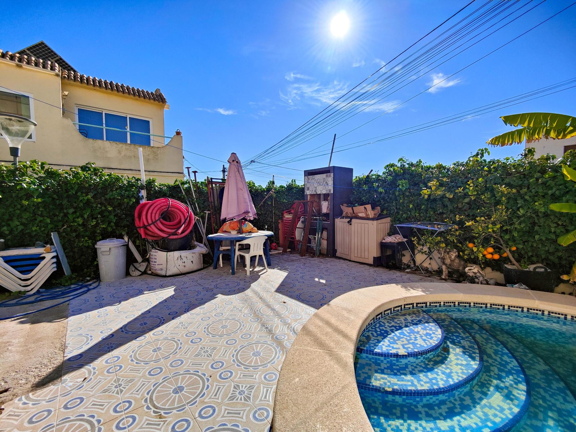 Townhouse in San Miguel De Salinas — image 3
