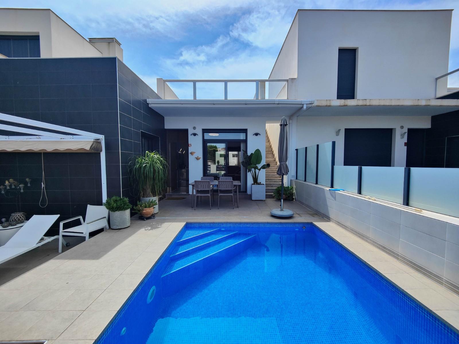 Villa in Formentera Del Segura — image 2