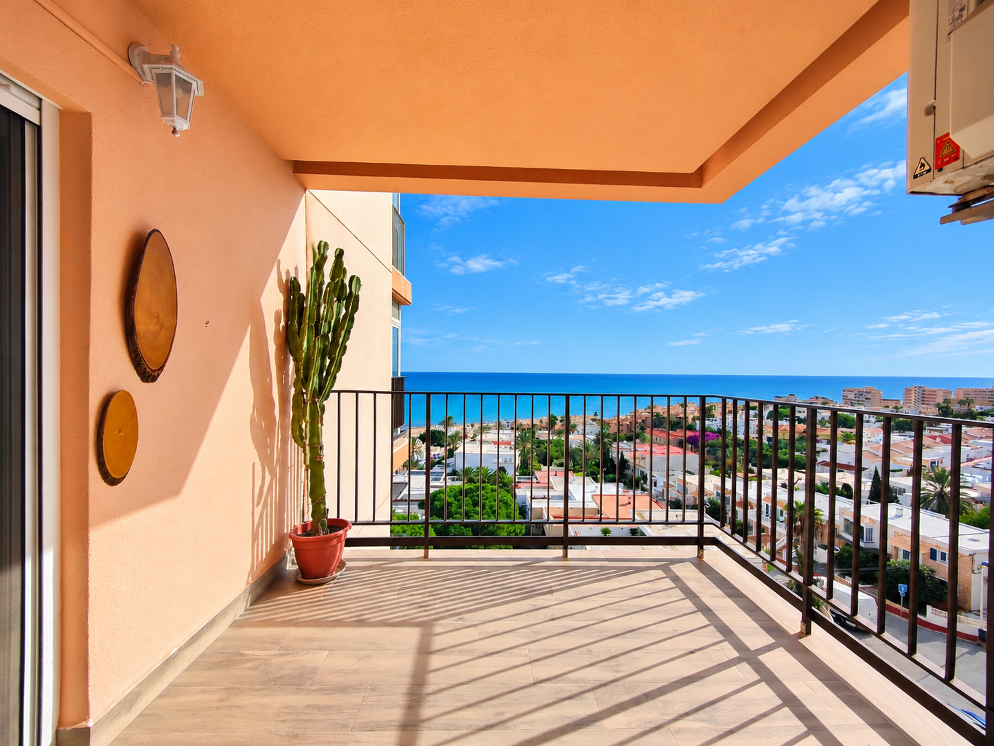 Apartment in Torrevieja — image 1