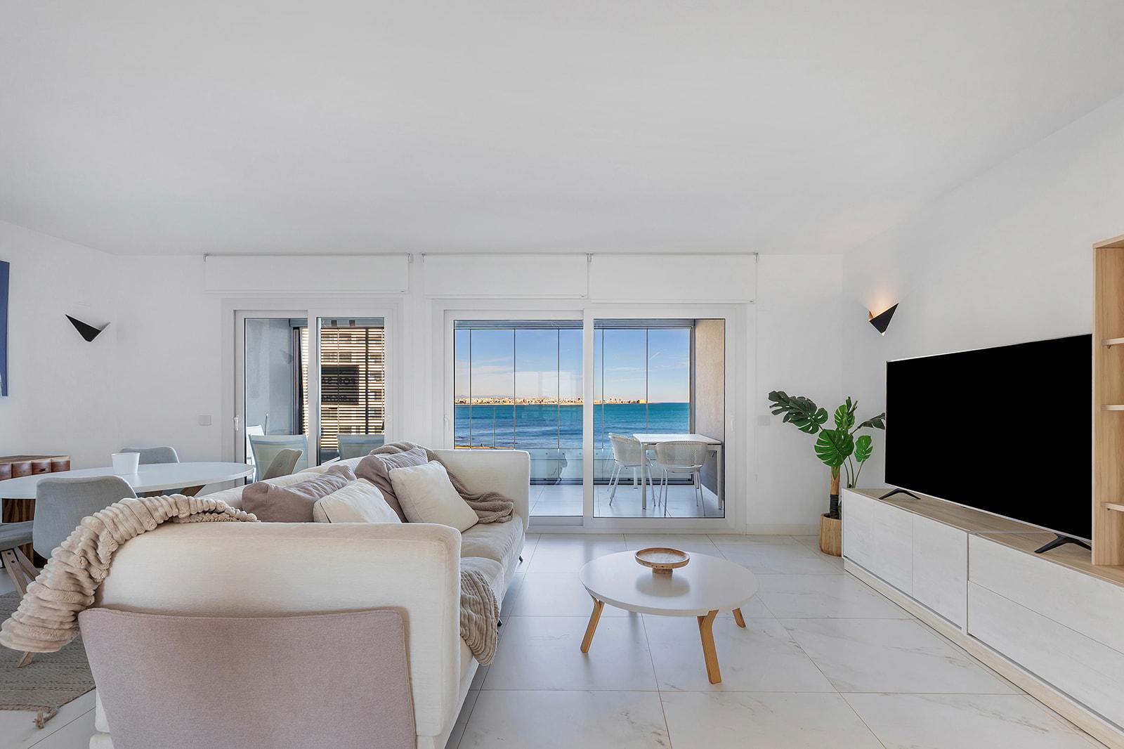 Apartment in Torrevieja — image 1