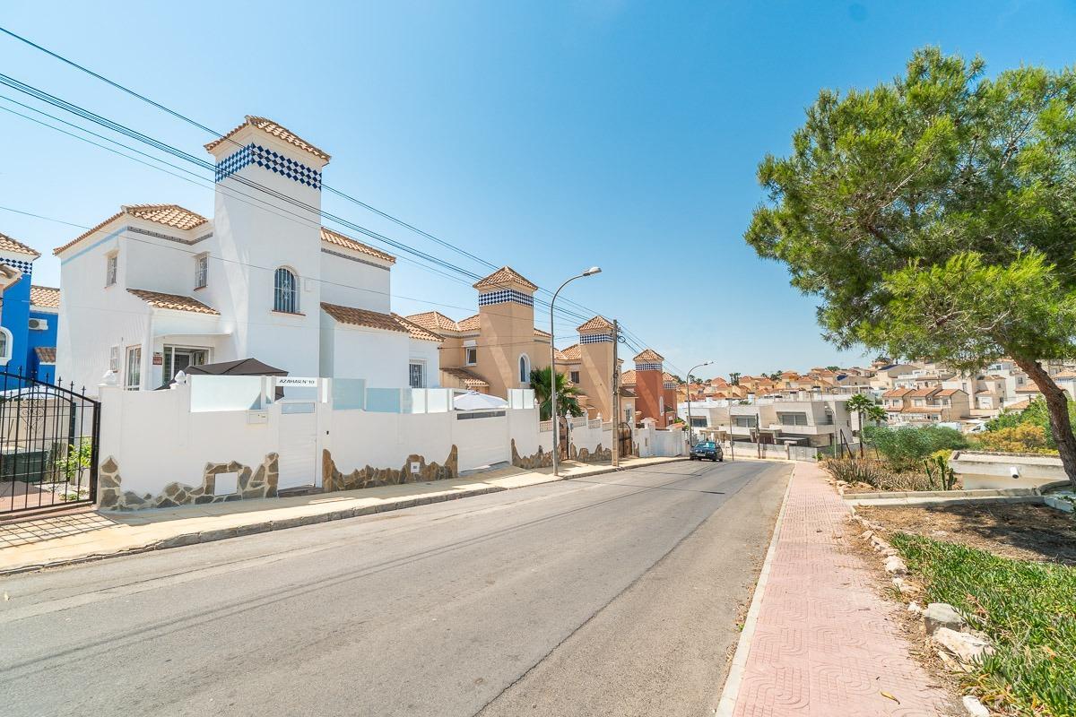 Villa in San Miguel De Salinas