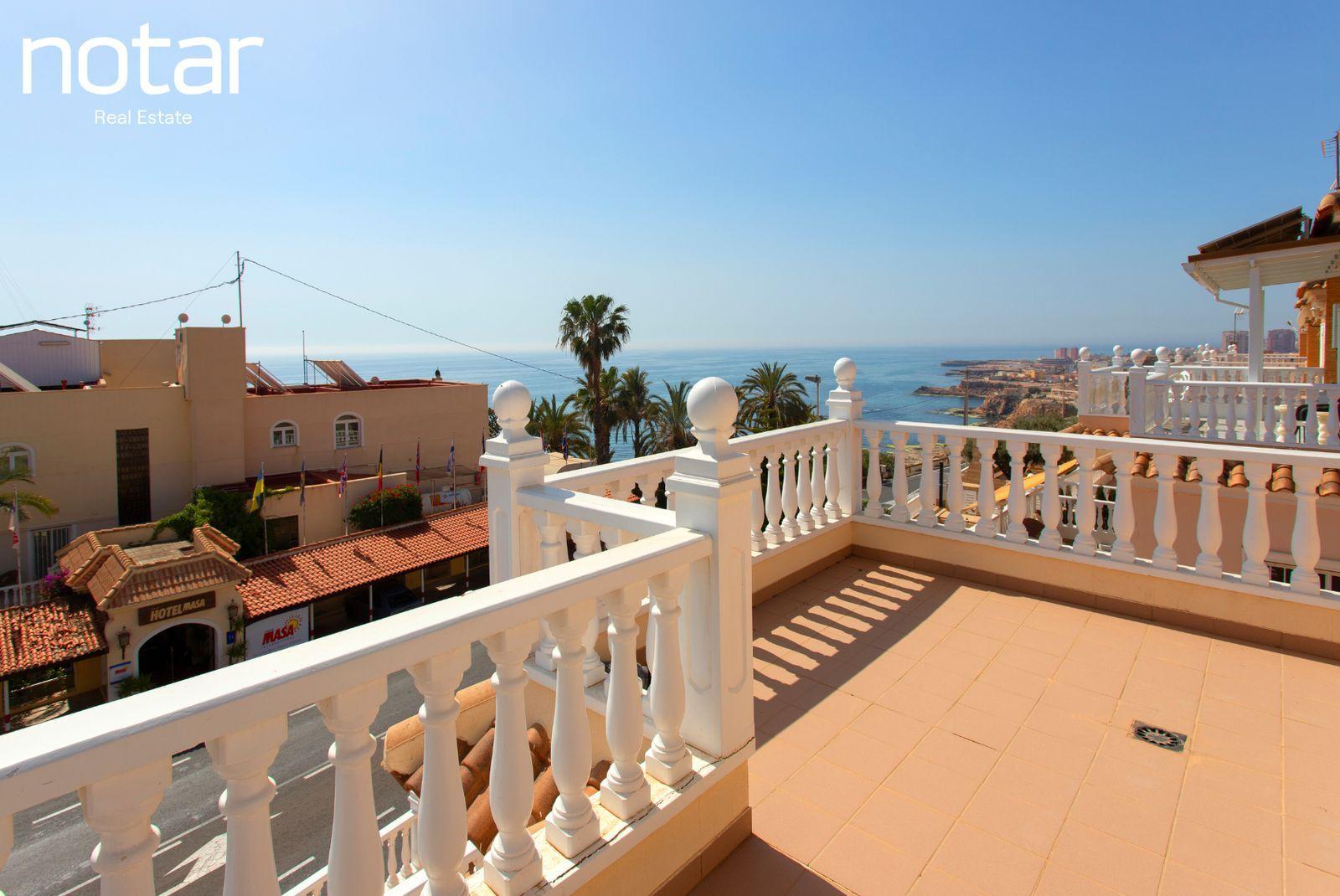 Villa in Torrevieja — image 1