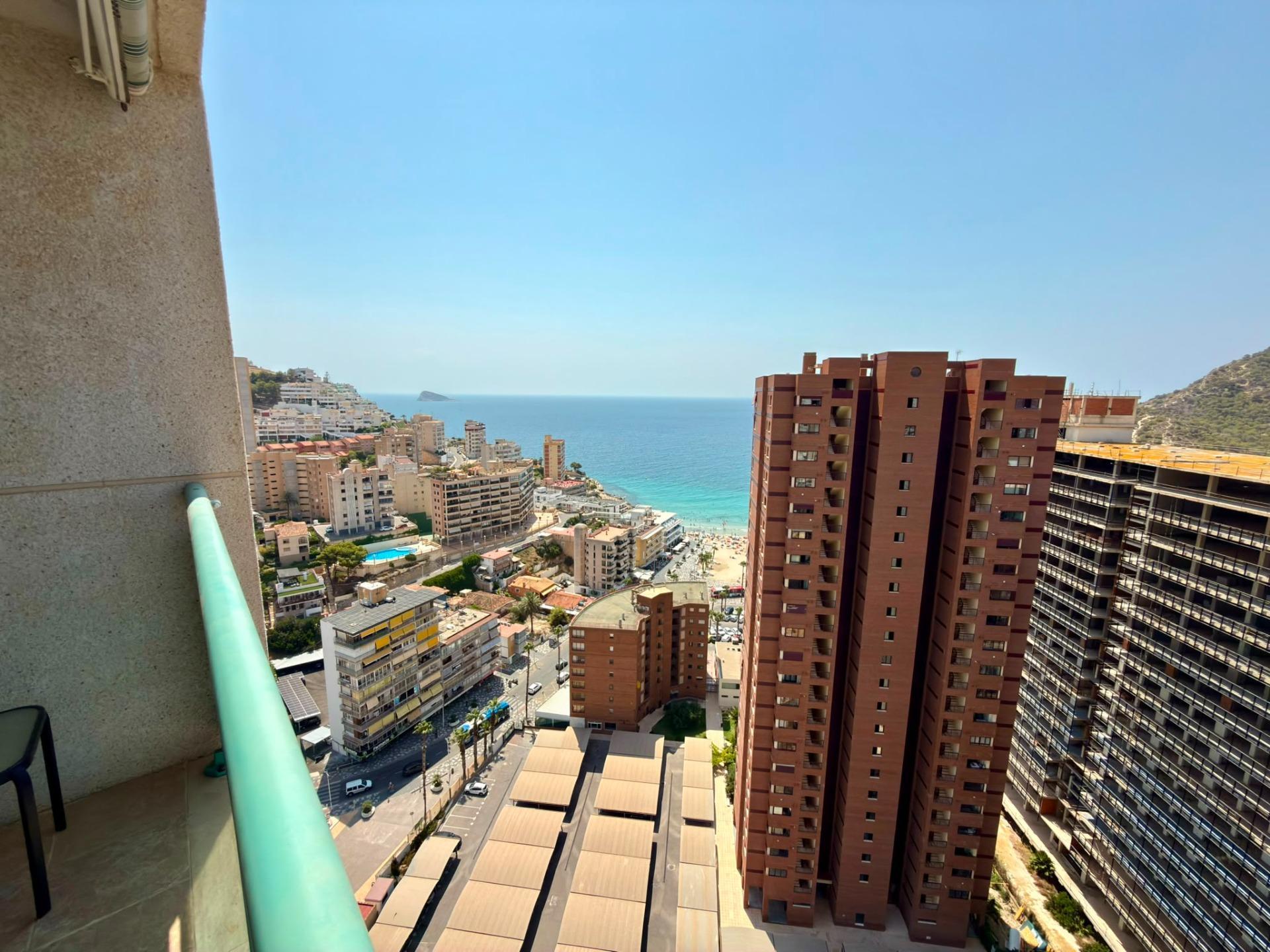 Apartment in Villajoyosa — image 1