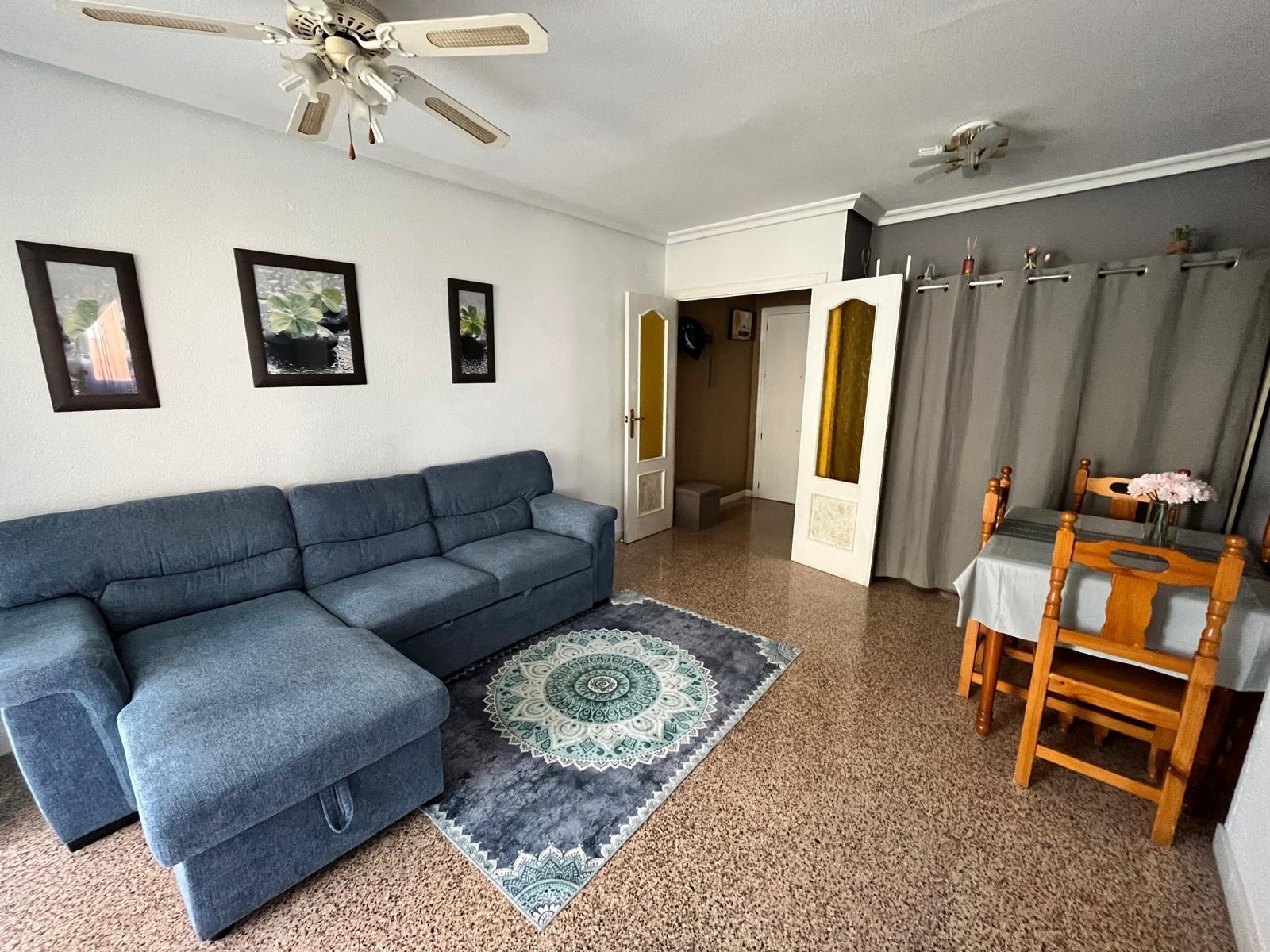 Apartment in Torrevieja — image 1