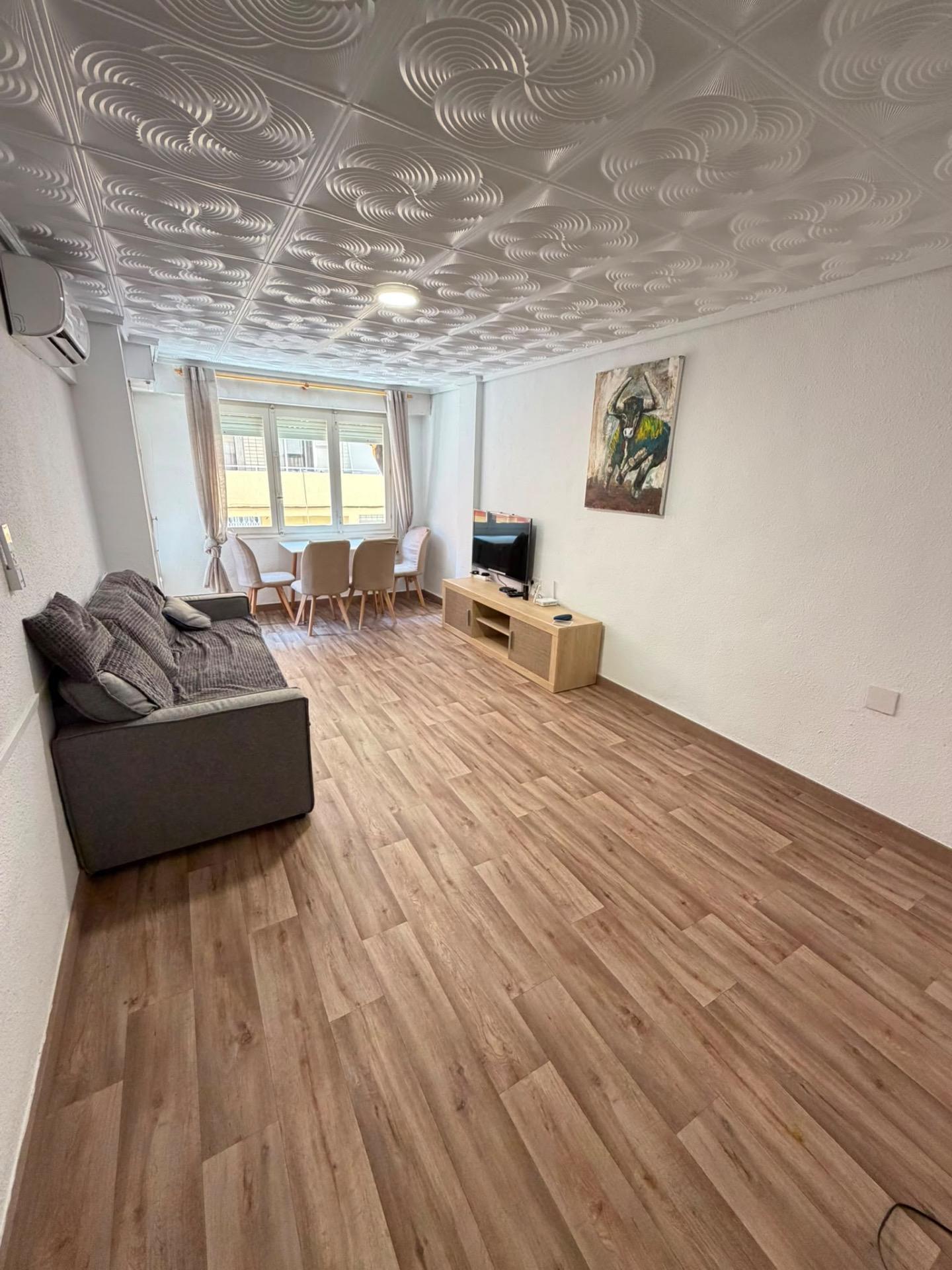 Apartment in Torrevieja — image 1