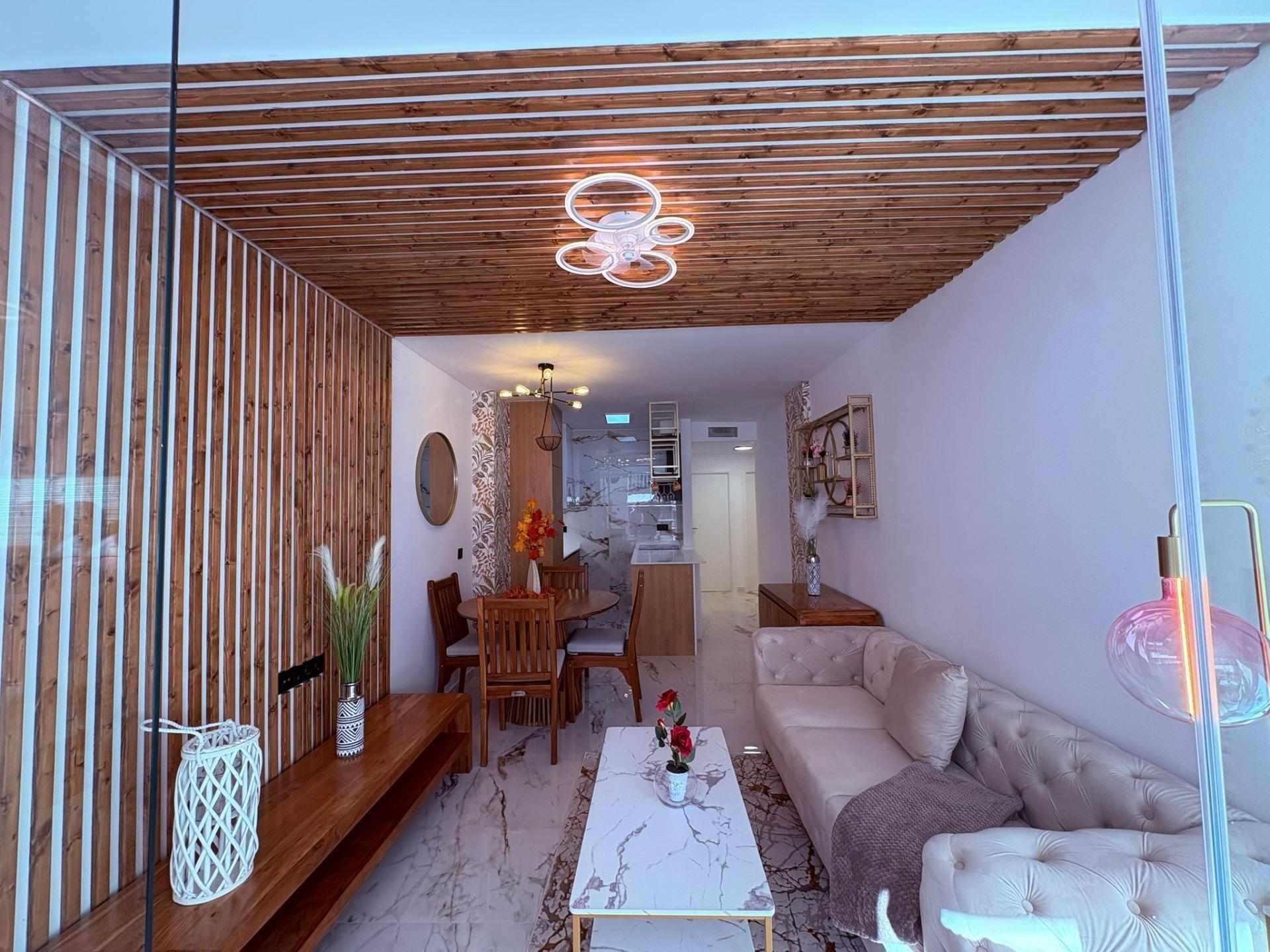 Apartment in Torrevieja — image 1