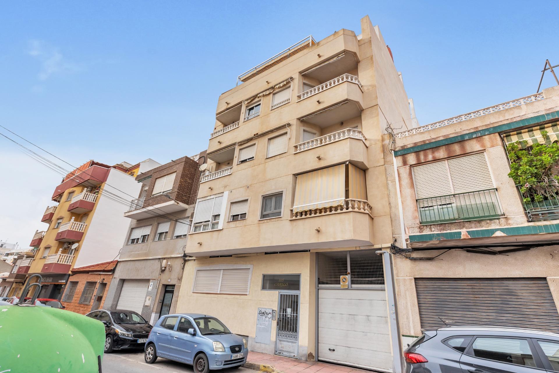 Apartment in Torrevieja (Torrevieja) — image 1