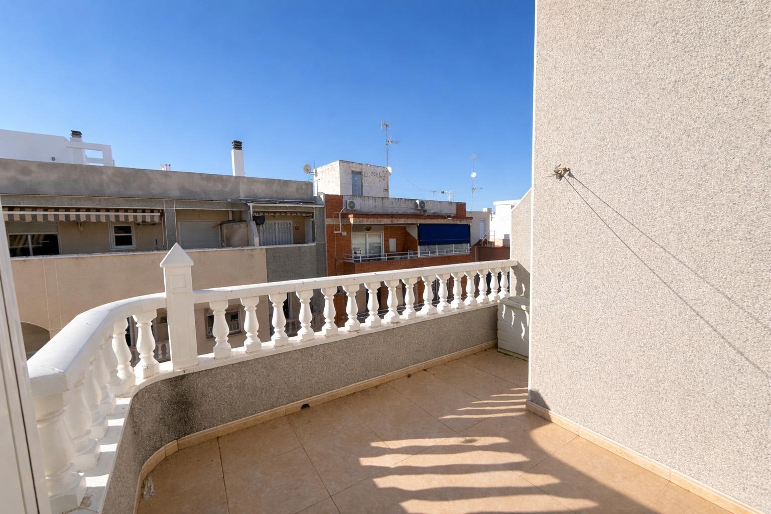 Penthouse in Torrevieja (Playa Del Cura) — image 1