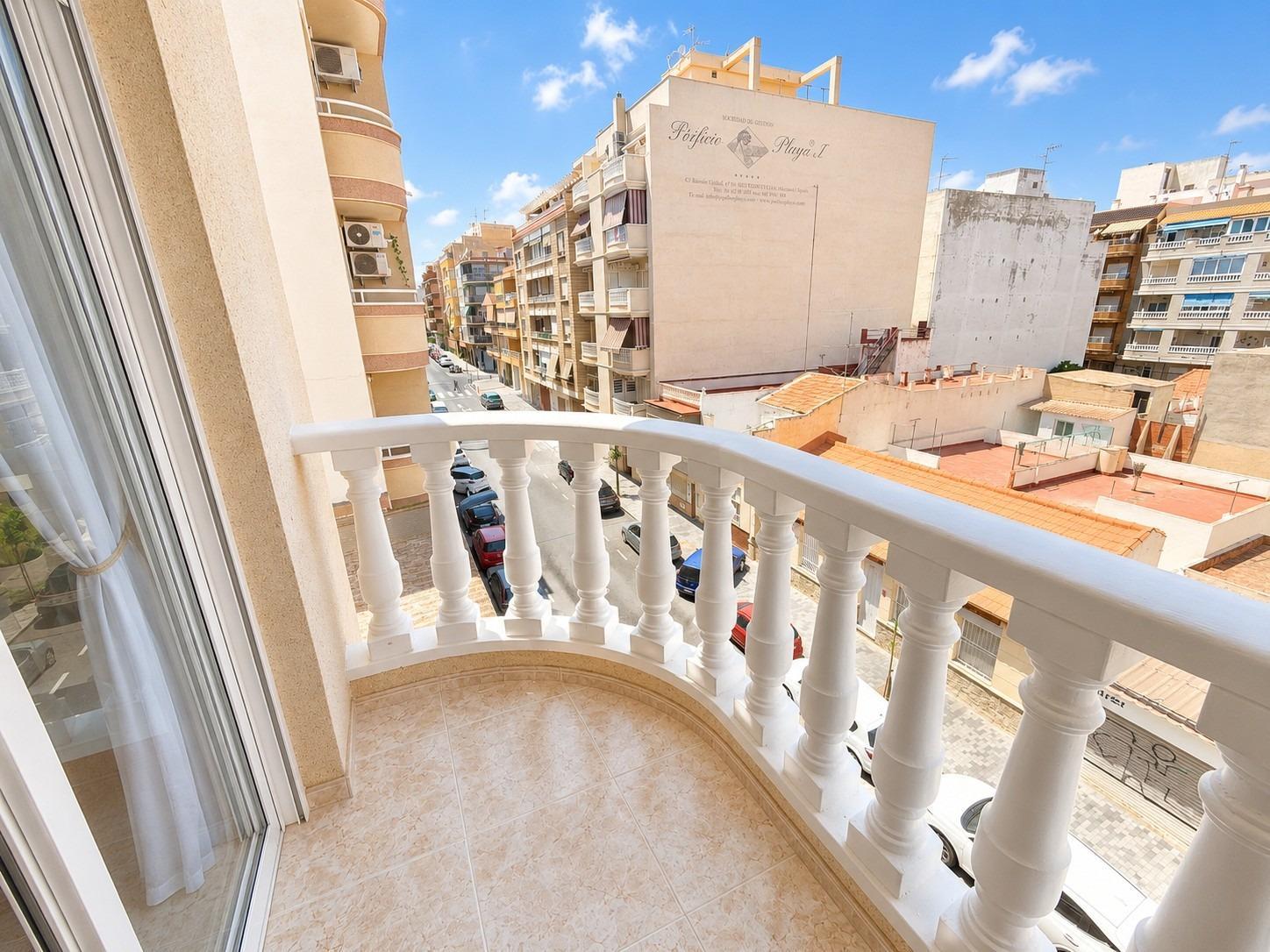 Apartment in Torrevieja (Playa Del Cura) — image 1