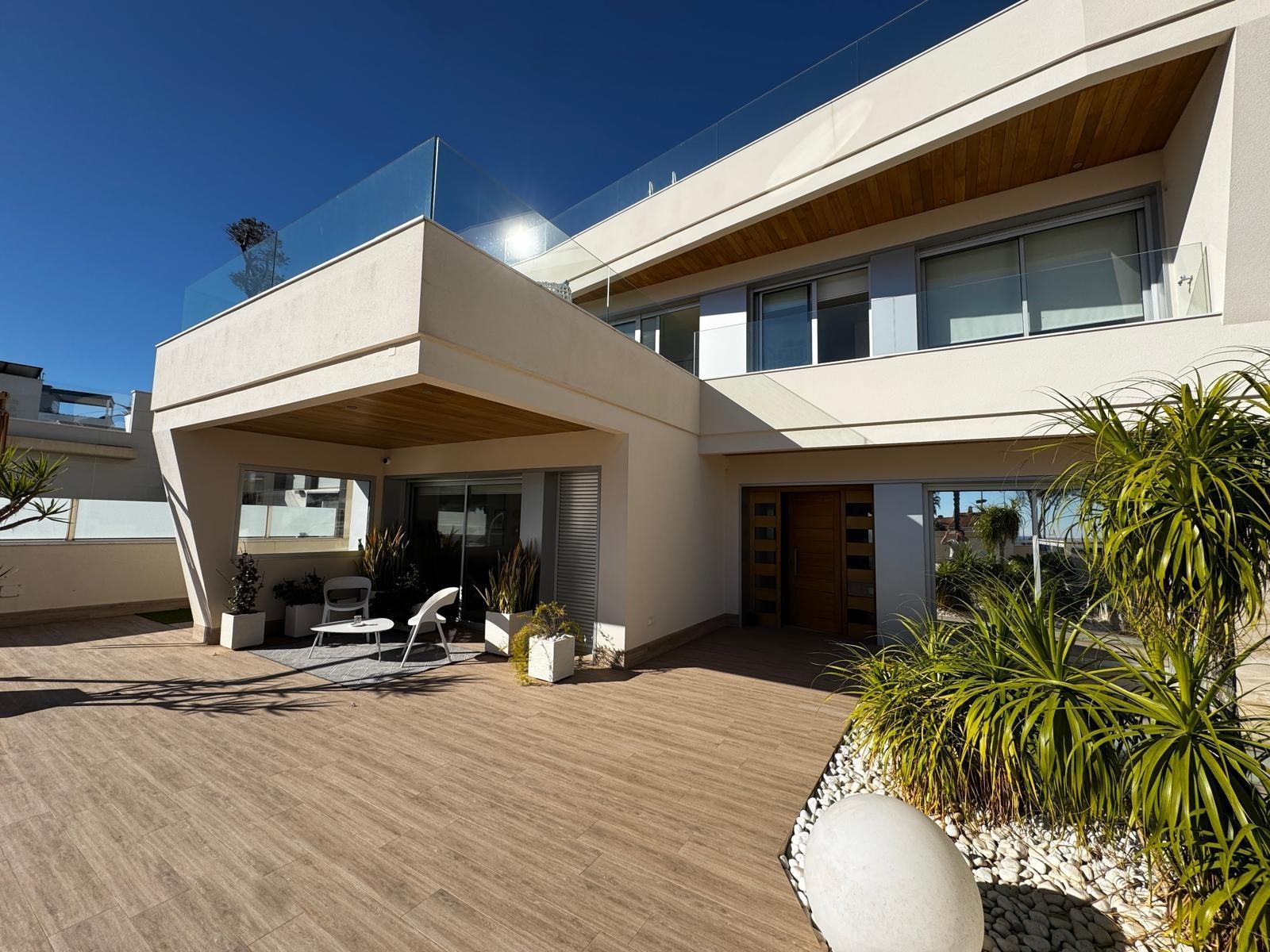 Villa in Orihuela Costa