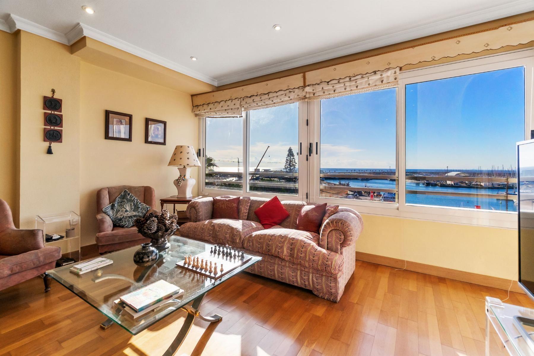 Apartment in Torrevieja — image 1