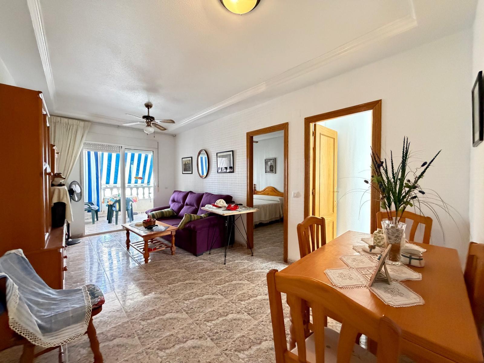 APARTAMENTO EN EDIFICIO "GALEON" CON GARAJE INCLUIDO Y SUPERFICIE DE 85 M2. 2 DORM. 1 BAÑO. CON AMPLIA TERRAZA DE 12 M2. — image 1