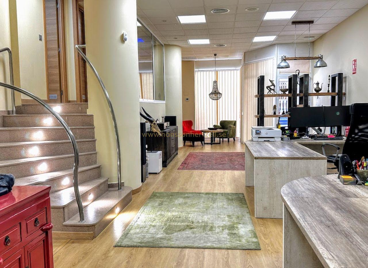 Renovated Office for Sale in the Heart of Torrevieja