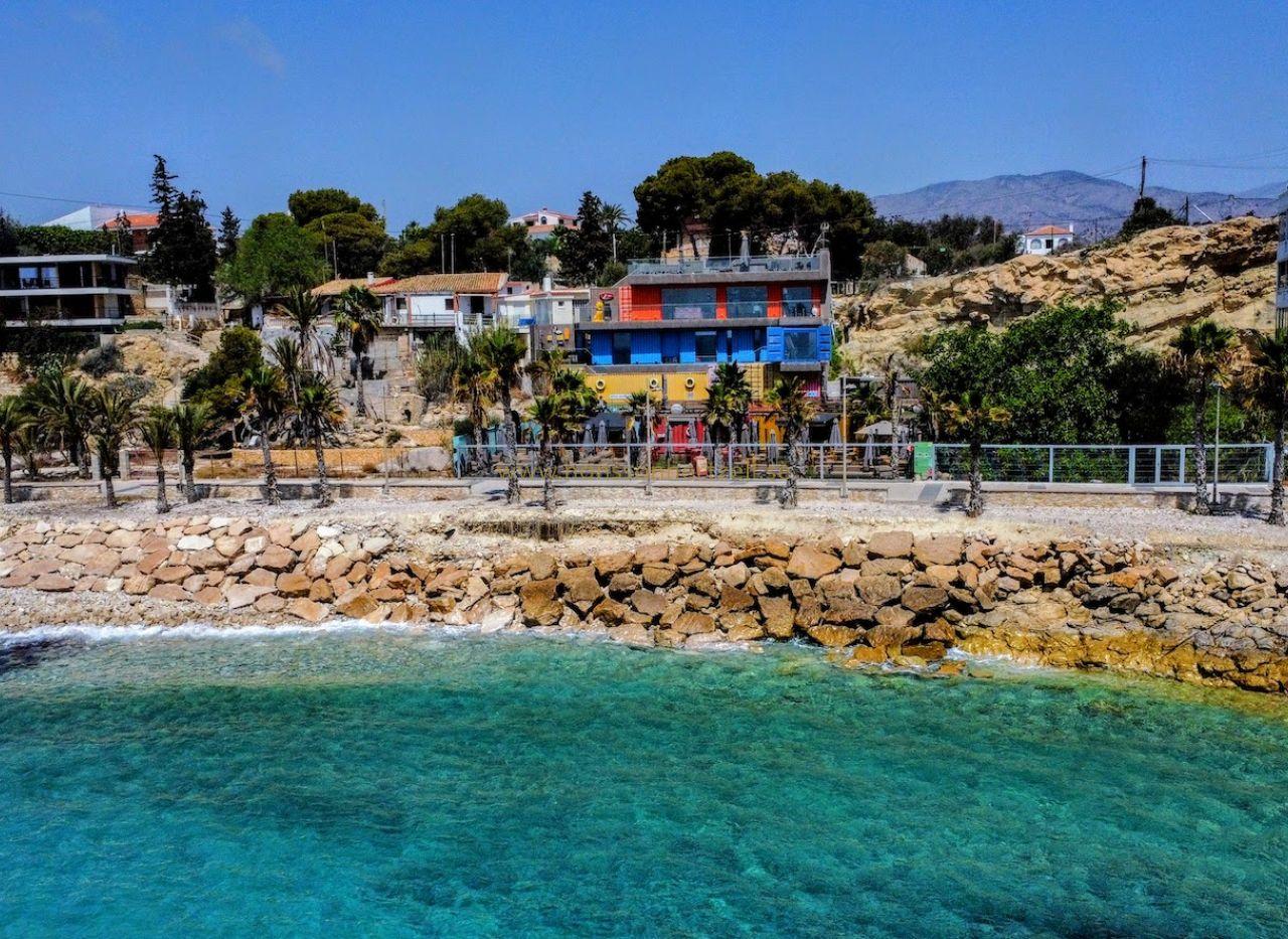 Unique Frontline Villa with Private Beach Club in Villajoyosa