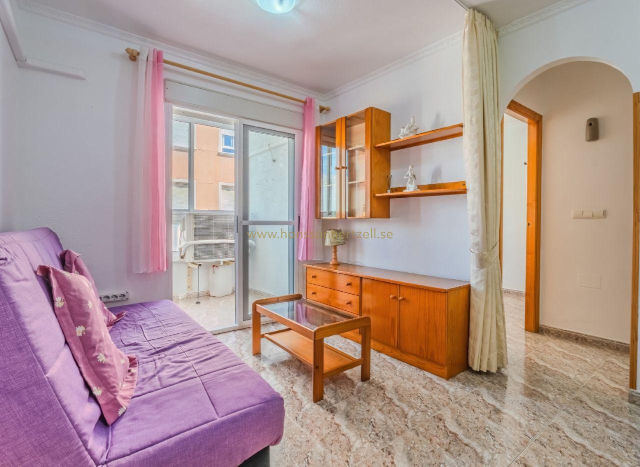 2-Bedroom Apartment for Sale Near Playa del Cura with Garage – Torrevi