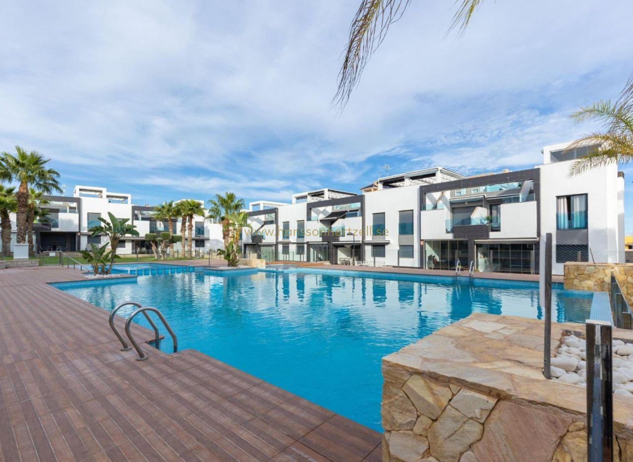 Bungalow Planta Alta con Solárium en Punta Prima | 289.900€